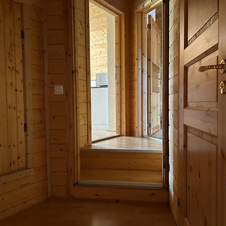 Moekkitunnelmaa Kaupungista